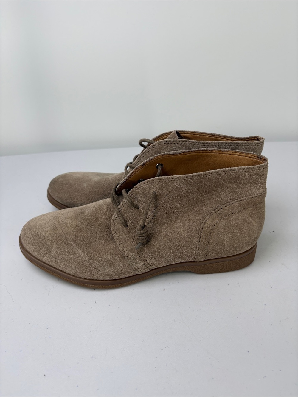 🥯 Franco Sarto Taupe Suede Ankle desert Boots